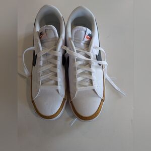 Men's Nike Court Legacy Next Nature Sustainable Skate Shoes White 7.5 Black Low